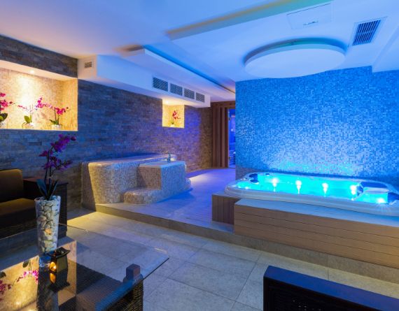 jacuzzi massage business bay